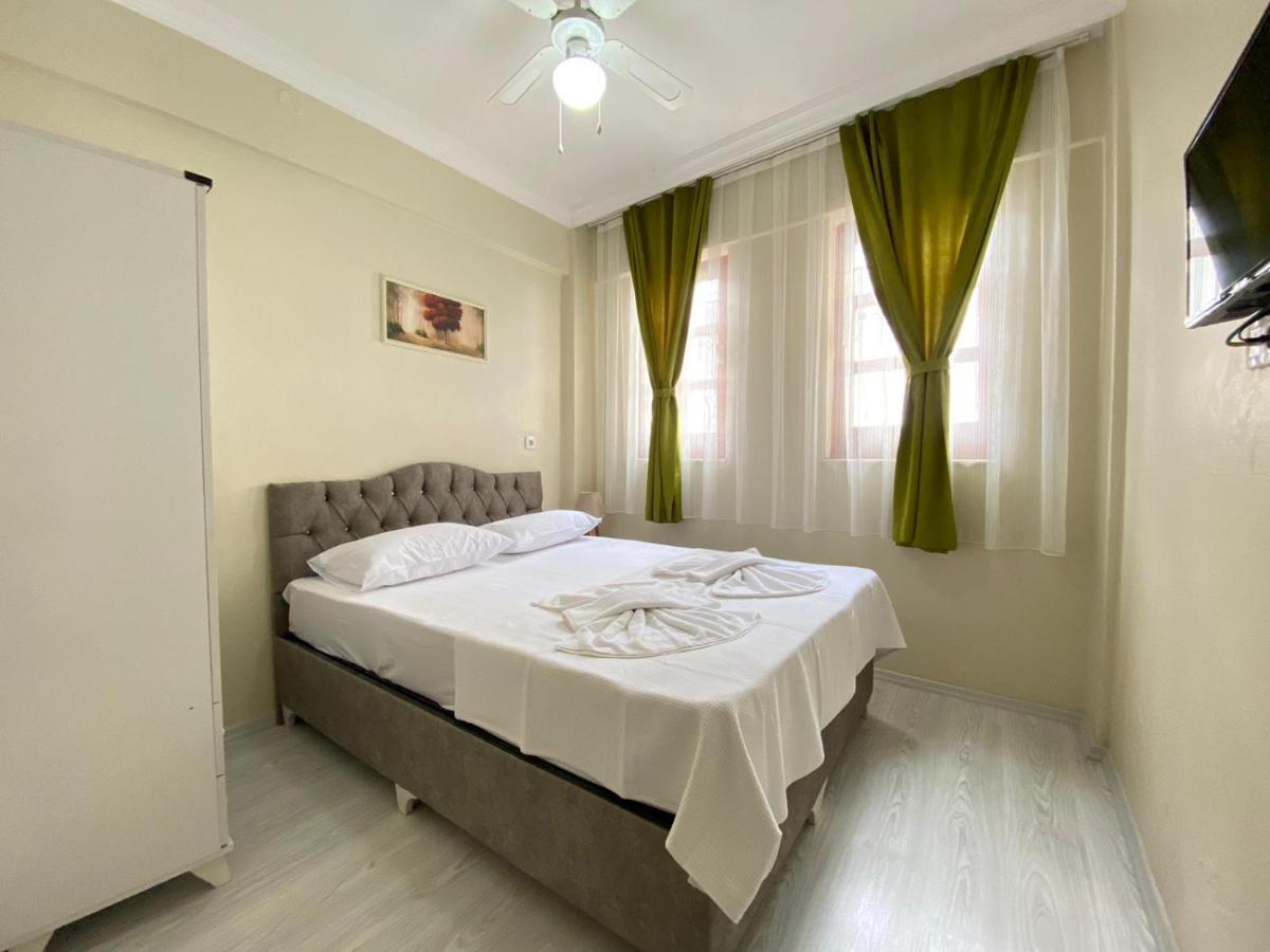 Duesseldorf Pansiyon Kusadasi Aydin Exterior photo